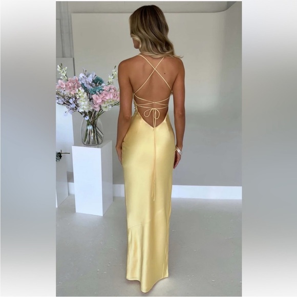 Babyboo - misha silky cowl maxi - lemon - medium nwot - Picture 2 of 9